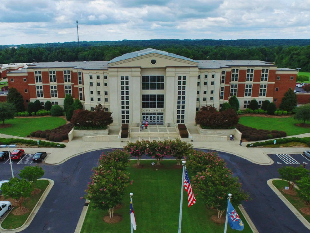 Picture of the Harnett County courthouse